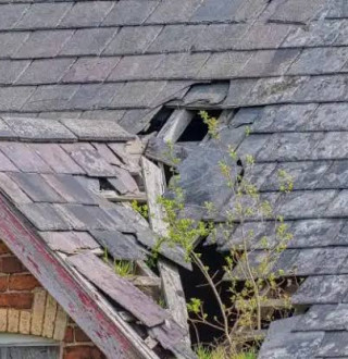 Stopper les Infiltrations et Dégâts des Eaux en Toiture